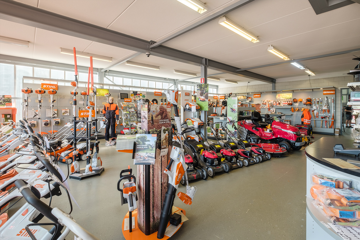gemar landbouwmechanisatie tuinbouw reparatie rijplatenverhuur grasmaaier zitmaaier